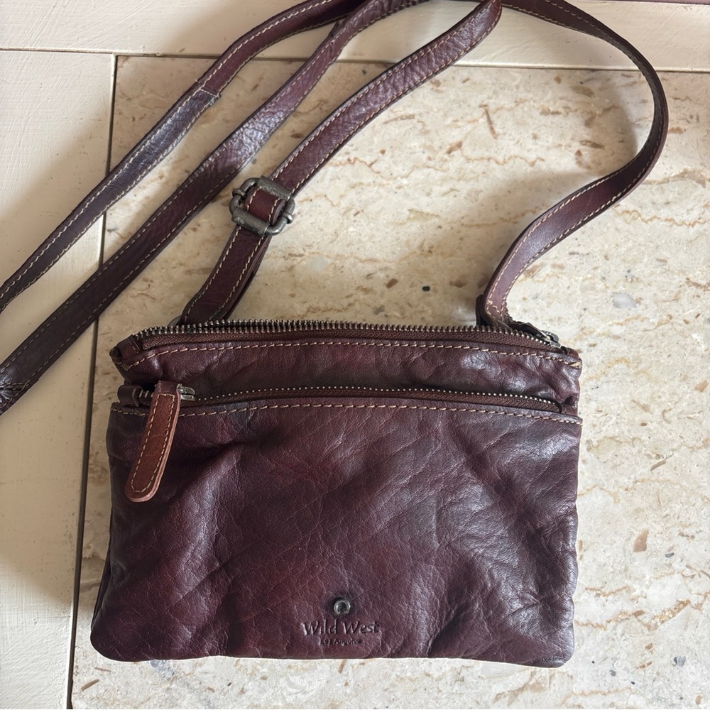 Wild West Crossbody Leather Brown Distressed